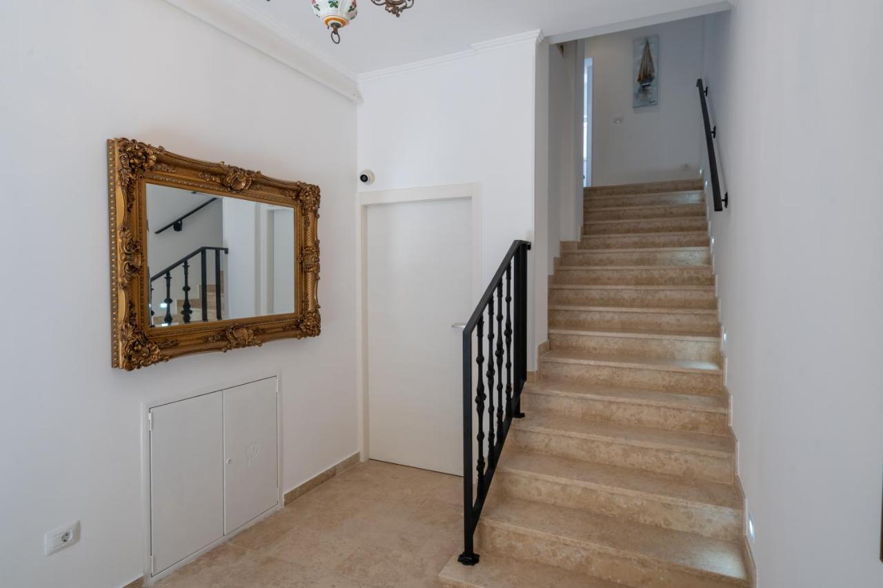 Aaa Apartments & Rooms Pula Extérieur photo