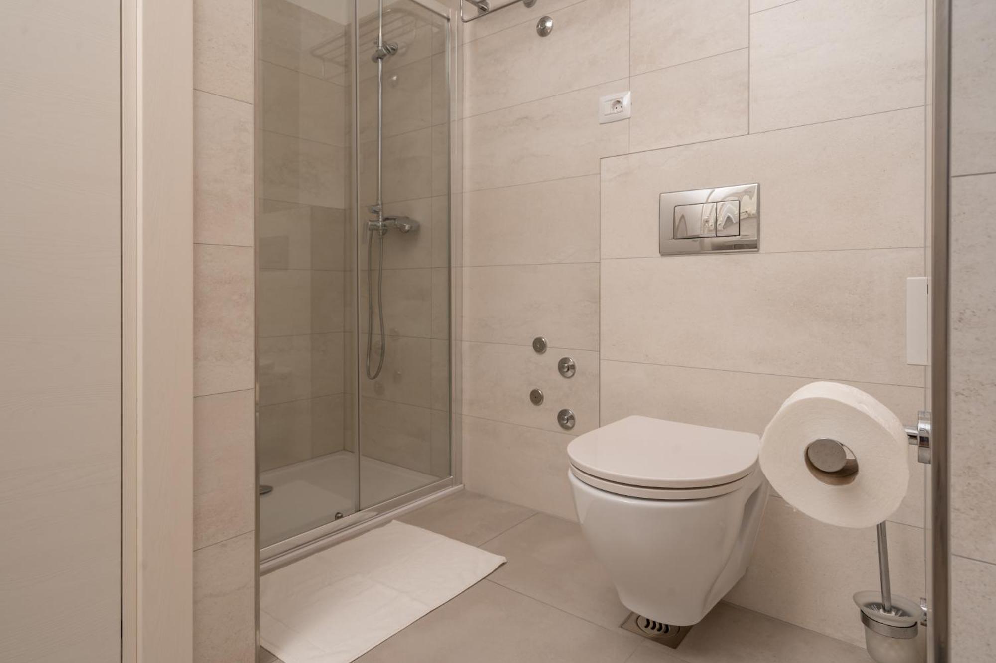 Aaa Apartments & Rooms Pula Extérieur photo